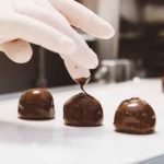 Noel-chocolate-making-slider